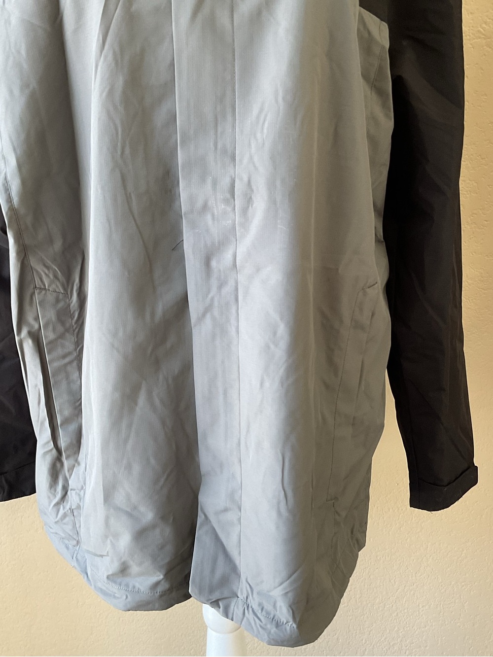 NWT Dixxon Flannel Co Tech Rain Jacket 2XL Ground Up Customs Two Tone Hooded - Picture 3 of 8